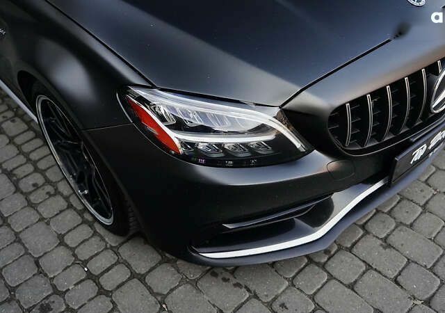 Мерседес С Класс, объемом двигателя 4 л и пробегом 64 тыс. км за 57500 $, фото 2 на Automoto.ua