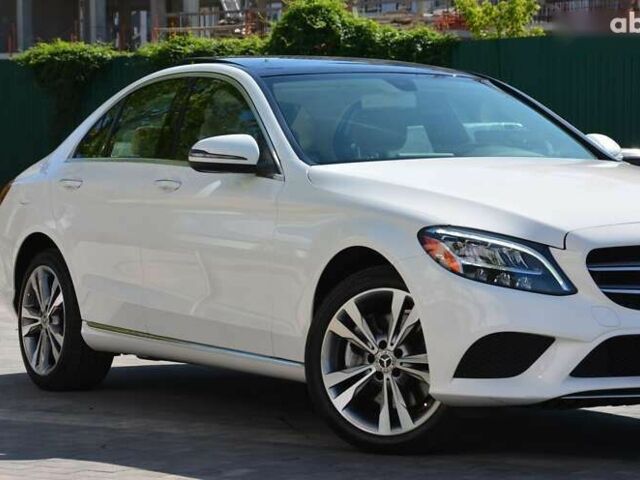 Мерседес С Класс, объемом двигателя 2 л и пробегом 97 тыс. км за 27700 $, фото 1 на Automoto.ua