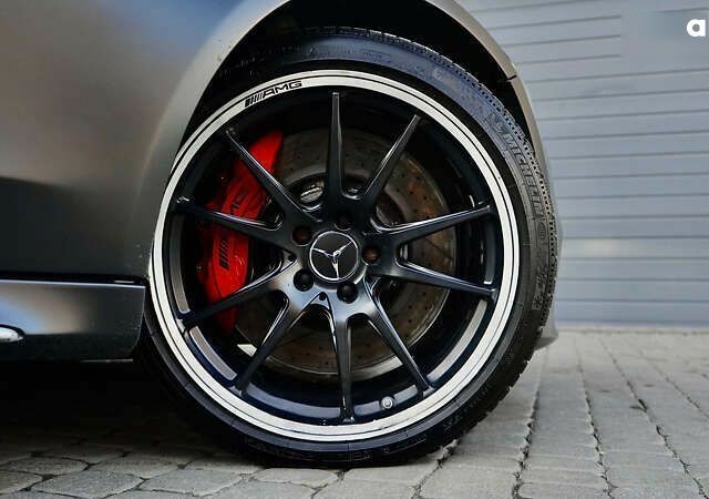 Мерседес С Класс, объемом двигателя 4 л и пробегом 64 тыс. км за 57500 $, фото 25 на Automoto.ua