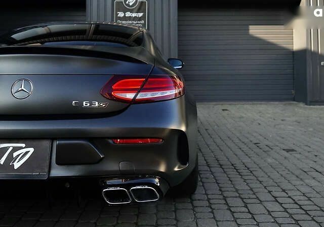 Мерседес С Класс, объемом двигателя 4 л и пробегом 64 тыс. км за 57500 $, фото 19 на Automoto.ua