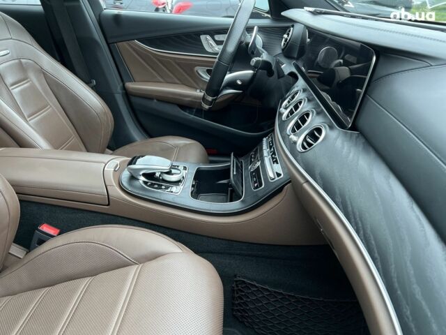 Мерседес С Класс, объемом двигателя 3.98 л и пробегом 40 тыс. км за 79119 $, фото 11 на Automoto.ua