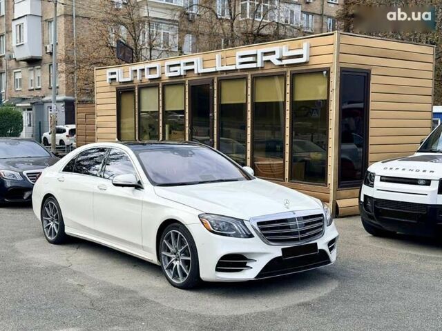 Мерседес С Клас, об'ємом двигуна 4 л та пробігом 43 тис. км за 59999 $, фото 2 на Automoto.ua