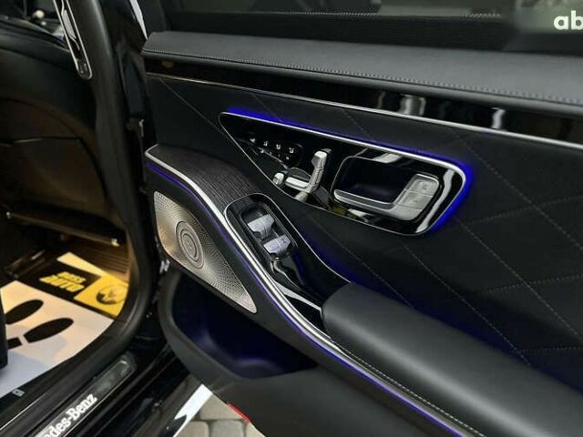 Мерседес С Класс, объемом двигателя 2.9 л и пробегом 84 тыс. км за 118000 $, фото 28 на Automoto.ua