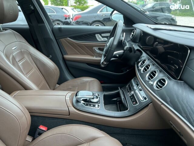 Мерседес С Класс, объемом двигателя 3.98 л и пробегом 40 тыс. км за 79119 $, фото 12 на Automoto.ua