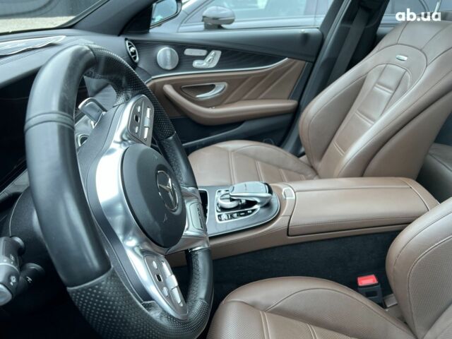 Мерседес С Класс, объемом двигателя 3.98 л и пробегом 40 тыс. км за 79119 $, фото 25 на Automoto.ua