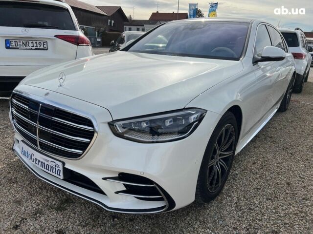 Мерседес С Клас, об'ємом двигуна 3 л та пробігом 9 тис. км за 117114 $, фото 37 на Automoto.ua