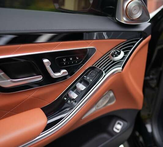 Мерседес С Класс, объемом двигателя 3 л и пробегом 78 тыс. км за 107500 $, фото 4 на Automoto.ua