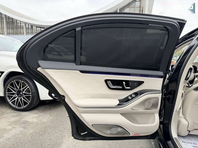 Мерседес С Класс, объемом двигателя 4 л и пробегом 38 тыс. км за 134999 $, фото 23 на Automoto.ua