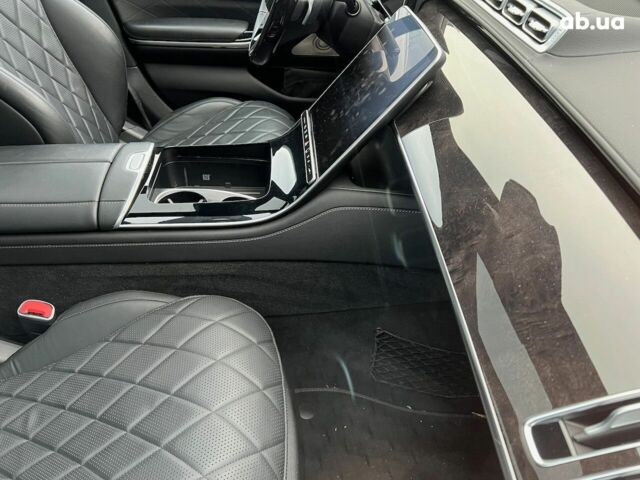 Мерседес С Клас, об'ємом двигуна 3 л та пробігом 20 тис. км за 121287 $, фото 4 на Automoto.ua