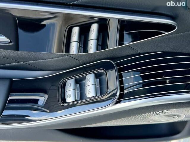 Мерседес С Класс, объемом двигателя 4 л и пробегом 42 тыс. км за 91000 $, фото 27 на Automoto.ua