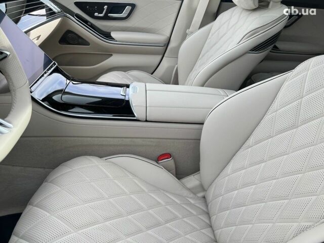 Мерседес С Клас, об'ємом двигуна 3 л та пробігом 9 тис. км за 117114 $, фото 8 на Automoto.ua
