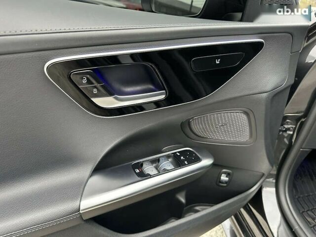 Мерседес С Класс, объемом двигателя 0 л и пробегом 97 тыс. км за 42500 $, фото 6 на Automoto.ua
