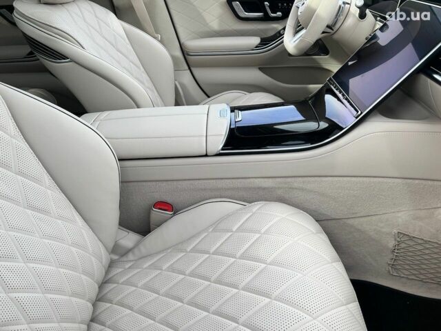 Мерседес С Клас, об'ємом двигуна 3 л та пробігом 9 тис. км за 117114 $, фото 19 на Automoto.ua
