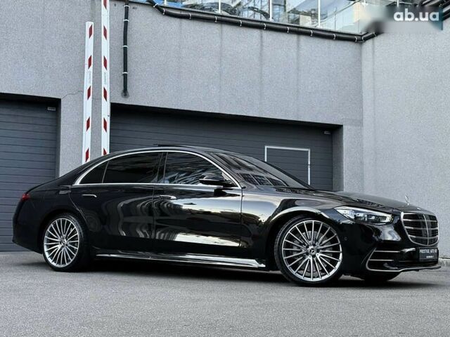 Мерседес С Класс, объемом двигателя 0 л и пробегом 52 тыс. км за 128000 $, фото 4 на Automoto.ua