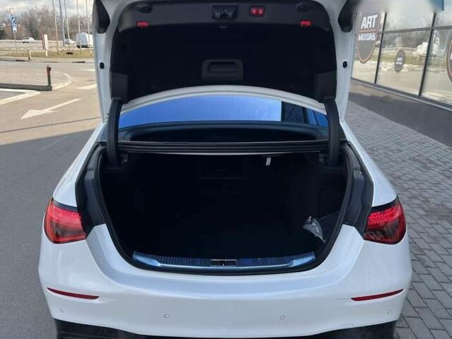 Мерседес С Класс, объемом двигателя 4 л и пробегом 42 тыс. км за 91000 $, фото 14 на Automoto.ua