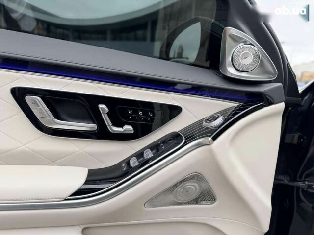 Мерседес С Класс, объемом двигателя 4 л и пробегом 38 тыс. км за 134999 $, фото 21 на Automoto.ua