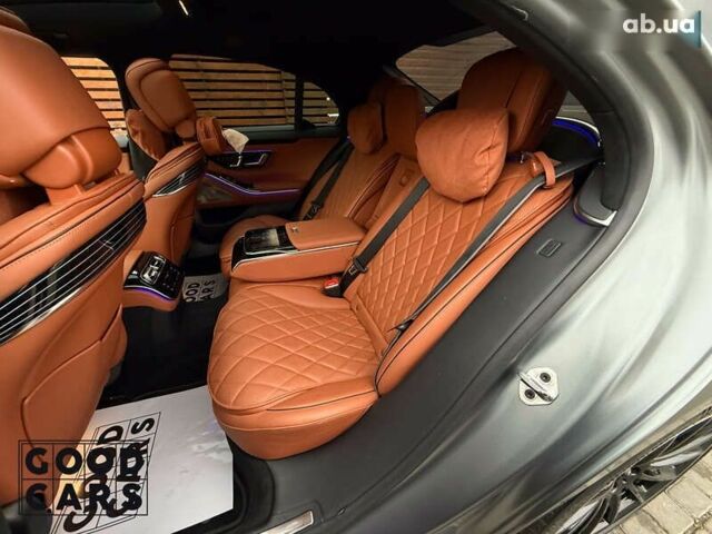 Мерседес С Класс, объемом двигателя 0 л и пробегом 42 тыс. км за 160000 $, фото 21 на Automoto.ua