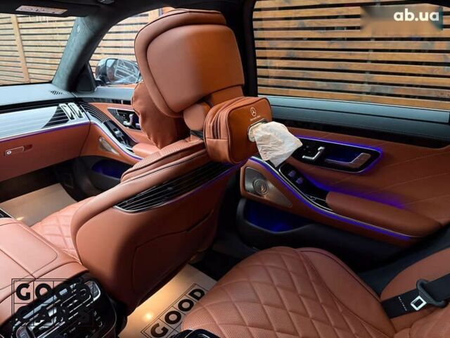 Мерседес С Класс, объемом двигателя 0 л и пробегом 42 тыс. км за 160000 $, фото 26 на Automoto.ua