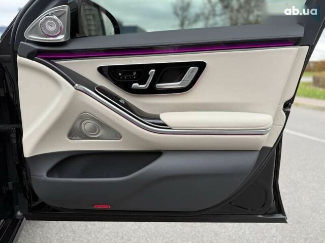 Мерседес С Класс, объемом двигателя 0 л и пробегом 37 тыс. км за 120000 $, фото 27 на Automoto.ua