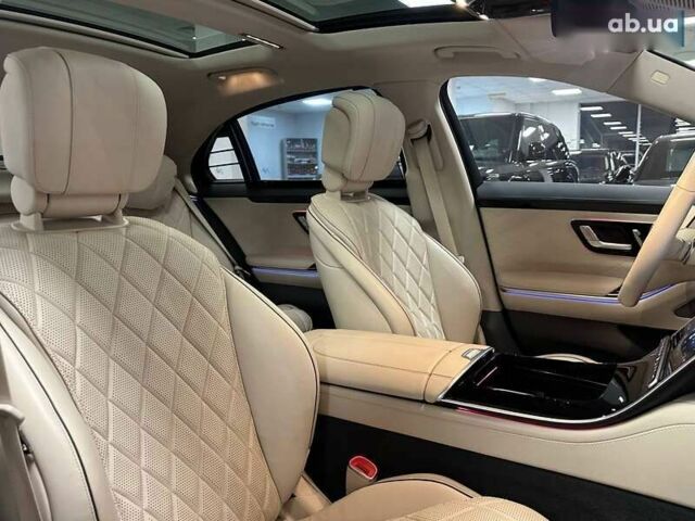 Мерседес С Класс, объемом двигателя 4 л и пробегом 68 тыс. км за 132900 $, фото 11 на Automoto.ua