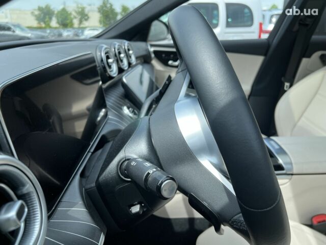 Мерседес С Клас, об'ємом двигуна 2 л та пробігом 5 тис. км за 63252 $, фото 4 на Automoto.ua