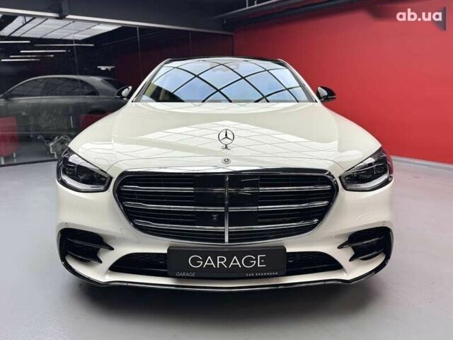 Мерседес С Класс, объемом двигателя 3 л и пробегом 2 тыс. км за 156800 $, фото 2 на Automoto.ua