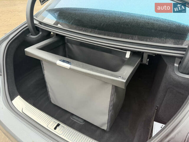 Мерседес С Класс, объемом двигателя 3 л и пробегом 5 тыс. км за 120000 $, фото 38 на Automoto.ua