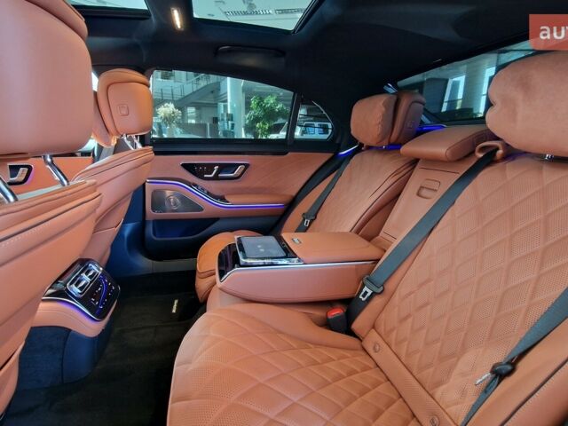 Мерседес С Класс, объемом двигателя 2.93 л и пробегом 0 тыс. км за 193117 $, фото 12 на Automoto.ua