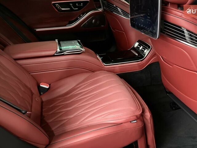 купити нове авто Мерседес С Клас 2025 року від офіційного дилера УКРАВТО ХМЕЛЬНИЦЬКИЙ Mercedes-Benz Мерседес фото