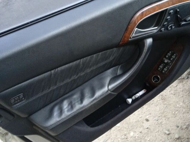 Сірий Мерседес С Клас, об'ємом двигуна 0 л та пробігом 370 тис. км за 8000 $, фото 4 на Automoto.ua