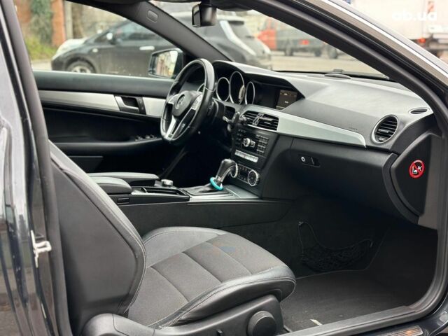 Серый Мерседес С Класс, объемом двигателя 1.6 л и пробегом 231 тыс. км за 12990 $, фото 12 на Automoto.ua