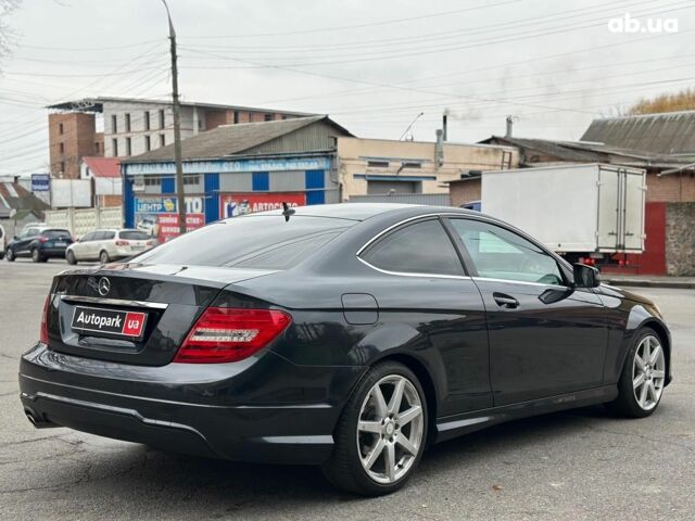 Серый Мерседес С Класс, объемом двигателя 1.6 л и пробегом 231 тыс. км за 12990 $, фото 5 на Automoto.ua