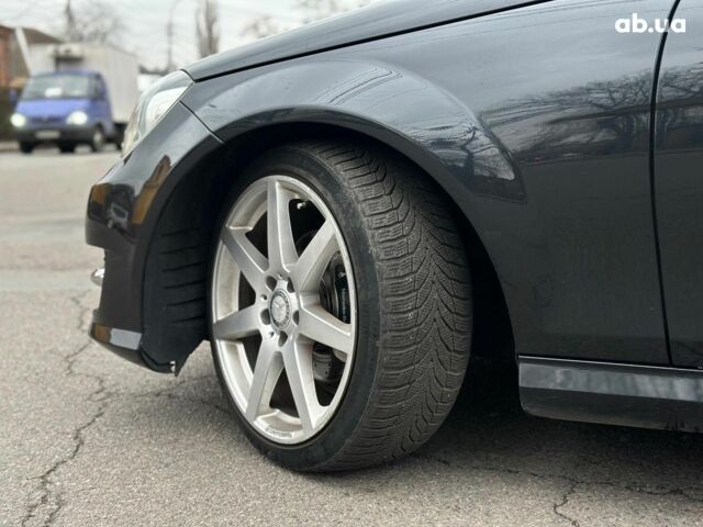 Серый Мерседес С Класс, объемом двигателя 1.6 л и пробегом 231 тыс. км за 12990 $, фото 2 на Automoto.ua