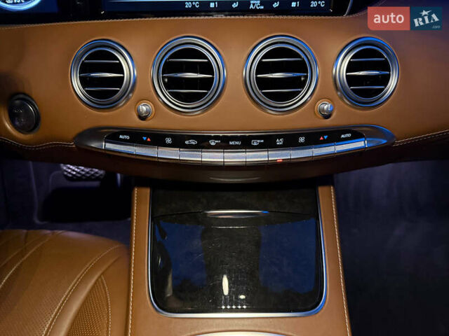 Серый Мерседес С Класс, объемом двигателя 3 л и пробегом 63 тыс. км за 55555 $, фото 36 на Automoto.ua