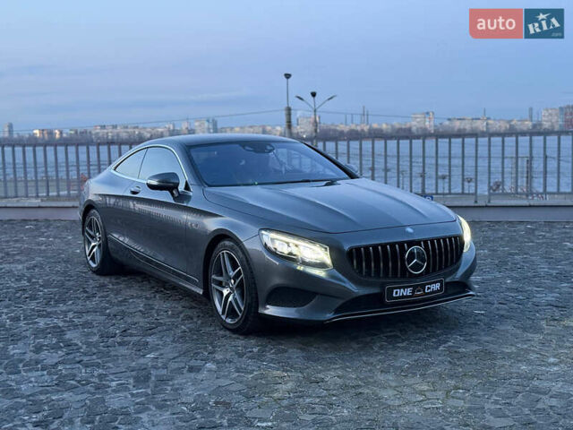 Серый Мерседес С Класс, объемом двигателя 3 л и пробегом 63 тыс. км за 55555 $, фото 3 на Automoto.ua