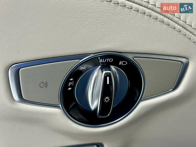 Серый Мерседес С Класс, объемом двигателя 5.46 л и пробегом 74 тыс. км за 76000 $, фото 73 на Automoto.ua