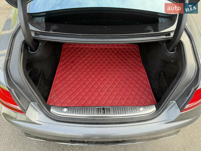 Серый Мерседес С Класс, объемом двигателя 3 л и пробегом 117 тыс. км за 58000 $, фото 54 на Automoto.ua