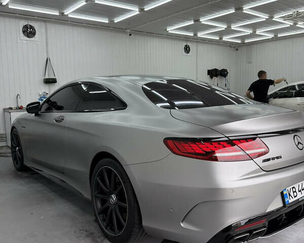 Мерседес С Класс 2017 в Киеве на Automoto.ua Серый Мерседес С Класс, объемом двигателя 5.46 л и пробегом 50 тыс. км за 69000 $, фото 3 на Automoto.ua