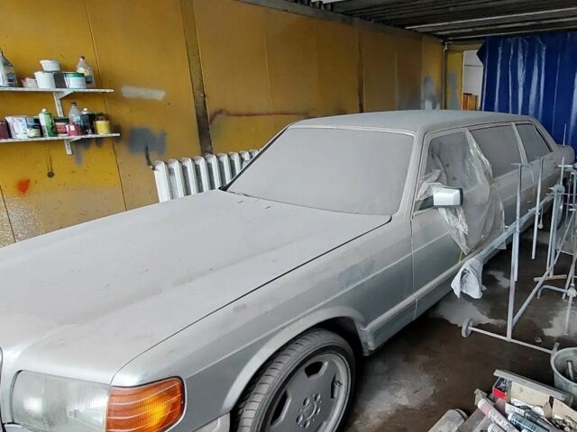 Серый Мерседес С Класс, объемом двигателя 5 л и пробегом 140 тыс. км за 10000 $, фото 1 на Automoto.ua