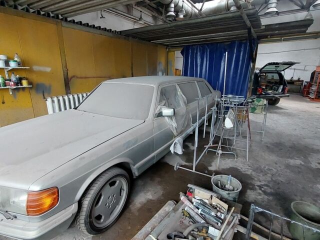 Серый Мерседес С Класс, объемом двигателя 5 л и пробегом 140 тыс. км за 10000 $, фото 3 на Automoto.ua