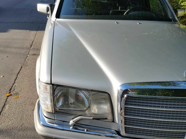 Серый Мерседес С Класс, объемом двигателя 3.8 л и пробегом 288 тыс. км за 15000 $, фото 1 на Automoto.ua