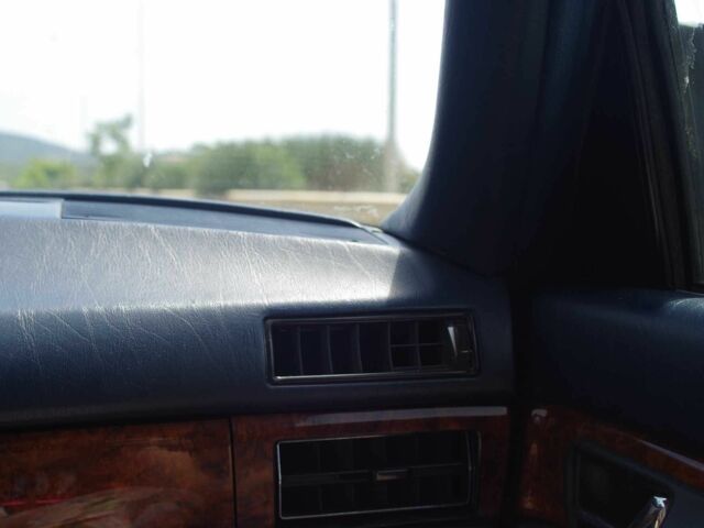 Серый Мерседес С Класс, объемом двигателя 3.8 л и пробегом 288 тыс. км за 15000 $, фото 8 на Automoto.ua