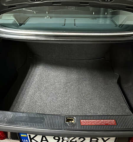 Серый Мерседес С Класс, объемом двигателя 5.55 л и пробегом 129 тыс. км за 43000 $, фото 7 на Automoto.ua