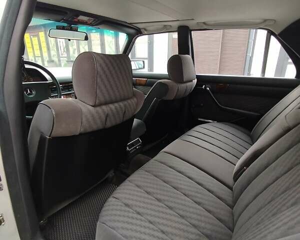 Сірий Мерседес С Клас, об'ємом двигуна 2.6 л та пробігом 369 тис. км за 13500 $, фото 21 на Automoto.ua