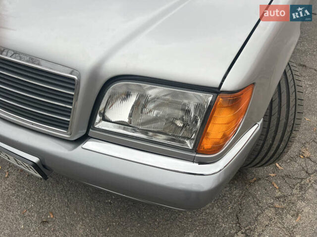 Сірий Мерседес С Клас, об'ємом двигуна 4.97 л та пробігом 328 тис. км за 13500 $, фото 21 на Automoto.ua