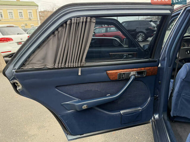 Серый Мерседес С Класс, объемом двигателя 5.6 л и пробегом 38 тыс. км за 40000 $, фото 13 на Automoto.ua