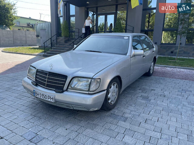 Сірий Мерседес С Клас, об'ємом двигуна 3.2 л та пробігом 350 тис. км за 2450 $, фото 1 на Automoto.ua