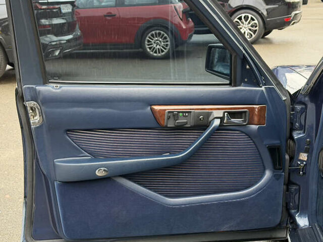 Серый Мерседес С Класс, объемом двигателя 5.6 л и пробегом 38 тыс. км за 40000 $, фото 4 на Automoto.ua