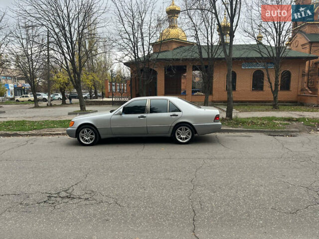 Сірий Мерседес С Клас, об'ємом двигуна 4.97 л та пробігом 328 тис. км за 13500 $, фото 46 на Automoto.ua