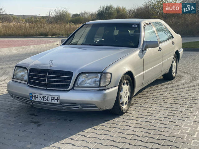 Серый Мерседес С Класс, объемом двигателя 3.2 л и пробегом 380 тыс. км за 2750 $, фото 4 на Automoto.ua